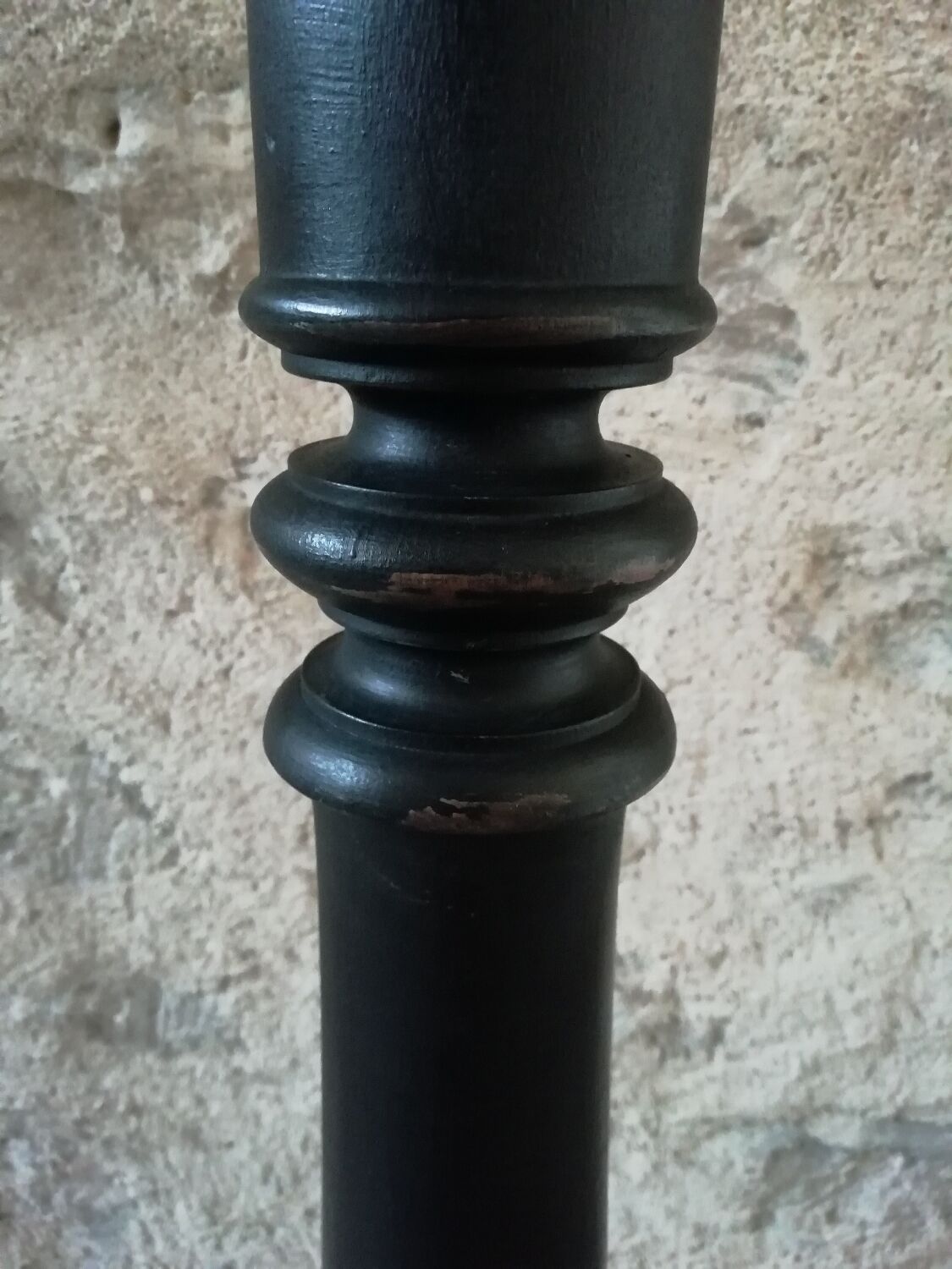 Colonne selette en bois
