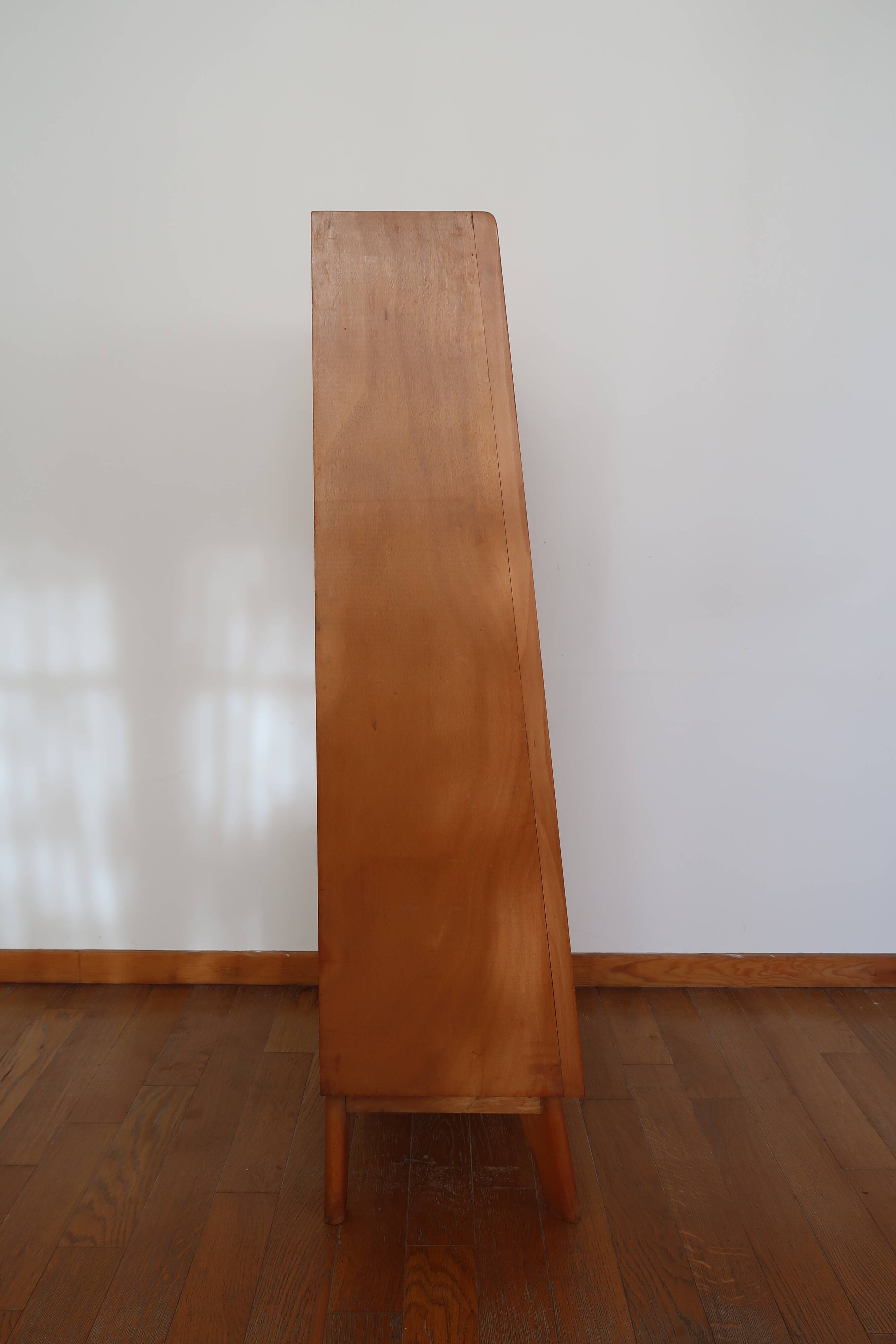 Bookcase 60