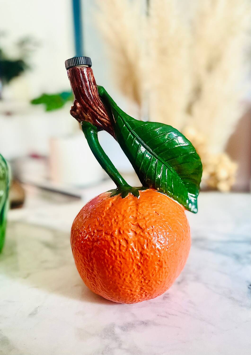 Bouteille en forme d’orange, années 70