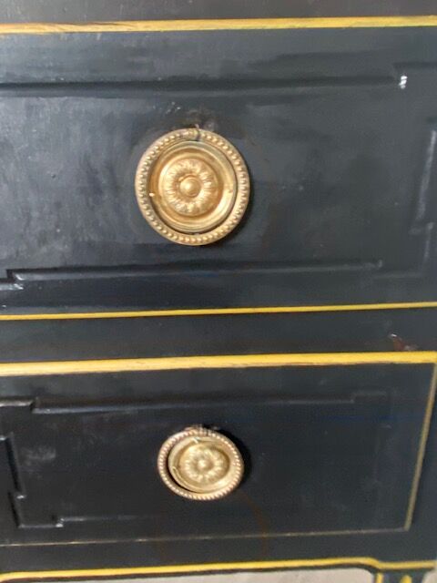 Painted chest of drawers