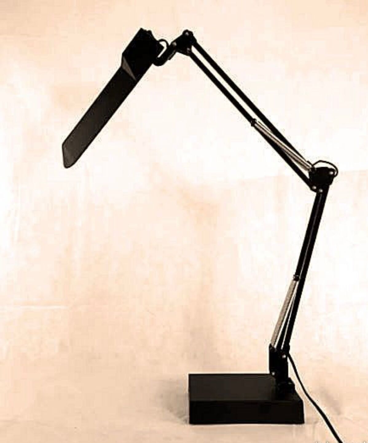 Articulated lamp Luxo t88 / 87 modified socket