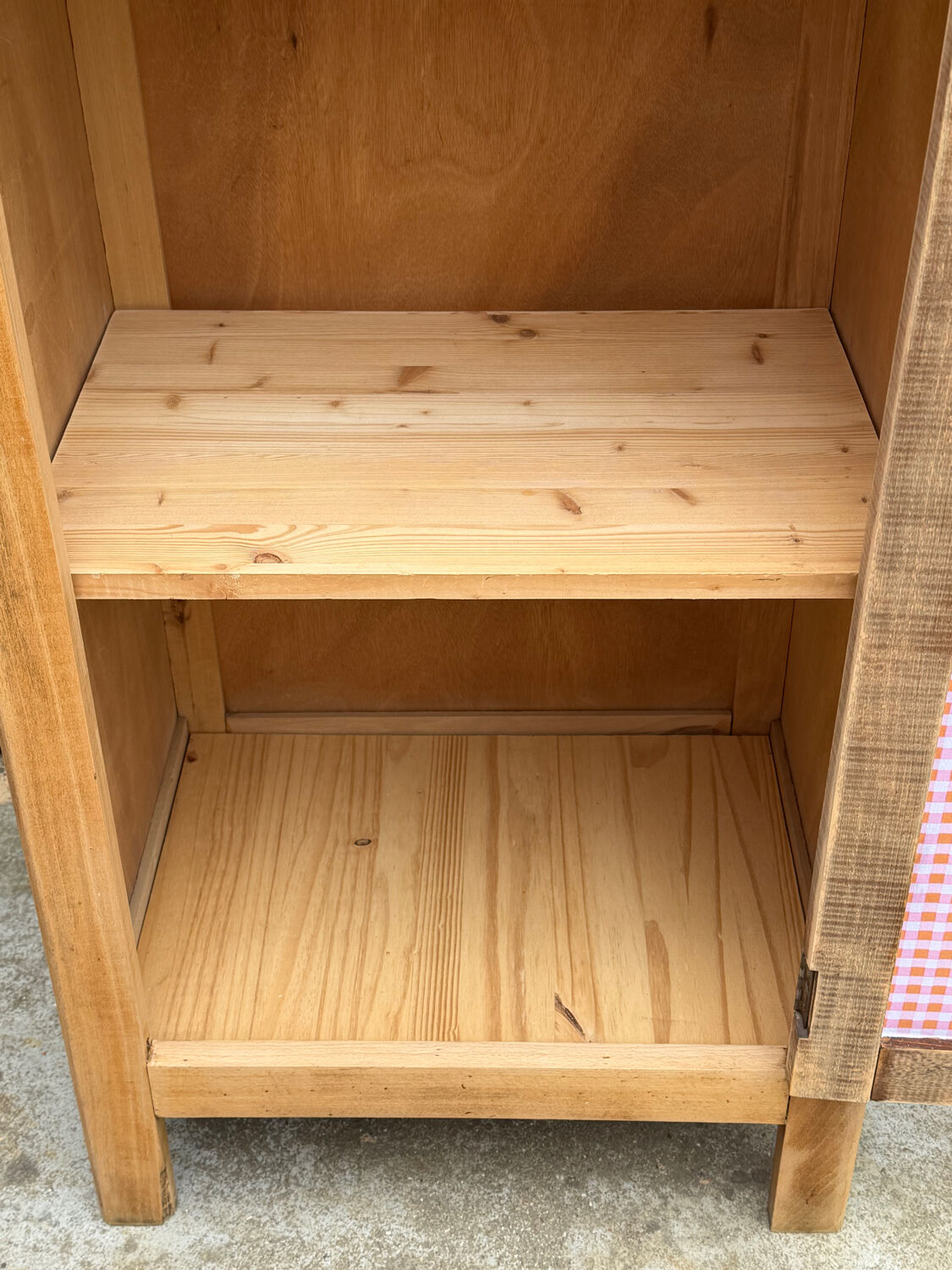 Parisian bonnetière wardrobe in raw wood, 1950.