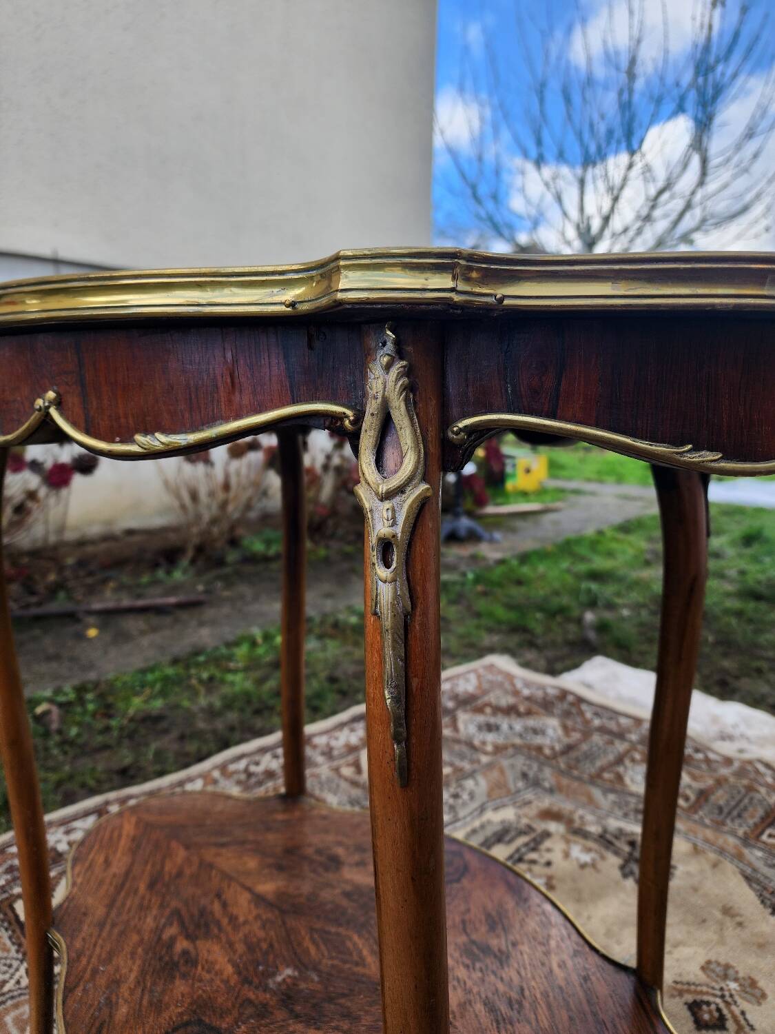 Guéridon style Louis XV