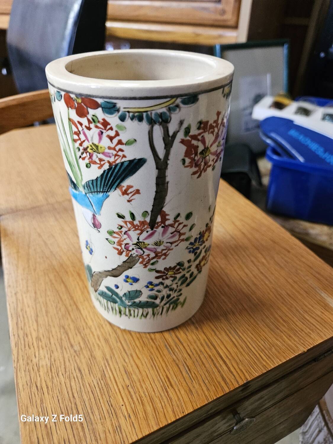 Tube vase signed Satsuma