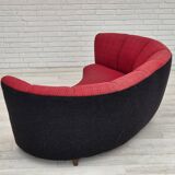 Années 1960, canapé danois 2 places "Banana", meuble en laine, bois de hêtre.