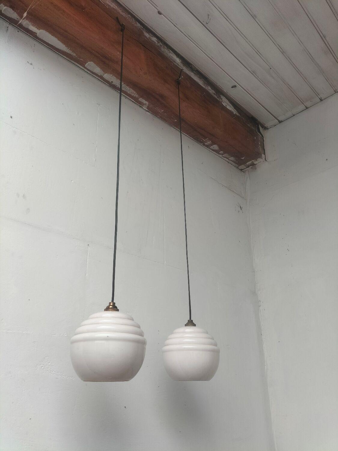 Paire de suspension en opaline