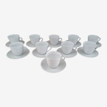 Lot de 10 tasses à café et sous-tasses en porcelaine de Limoges modèle California