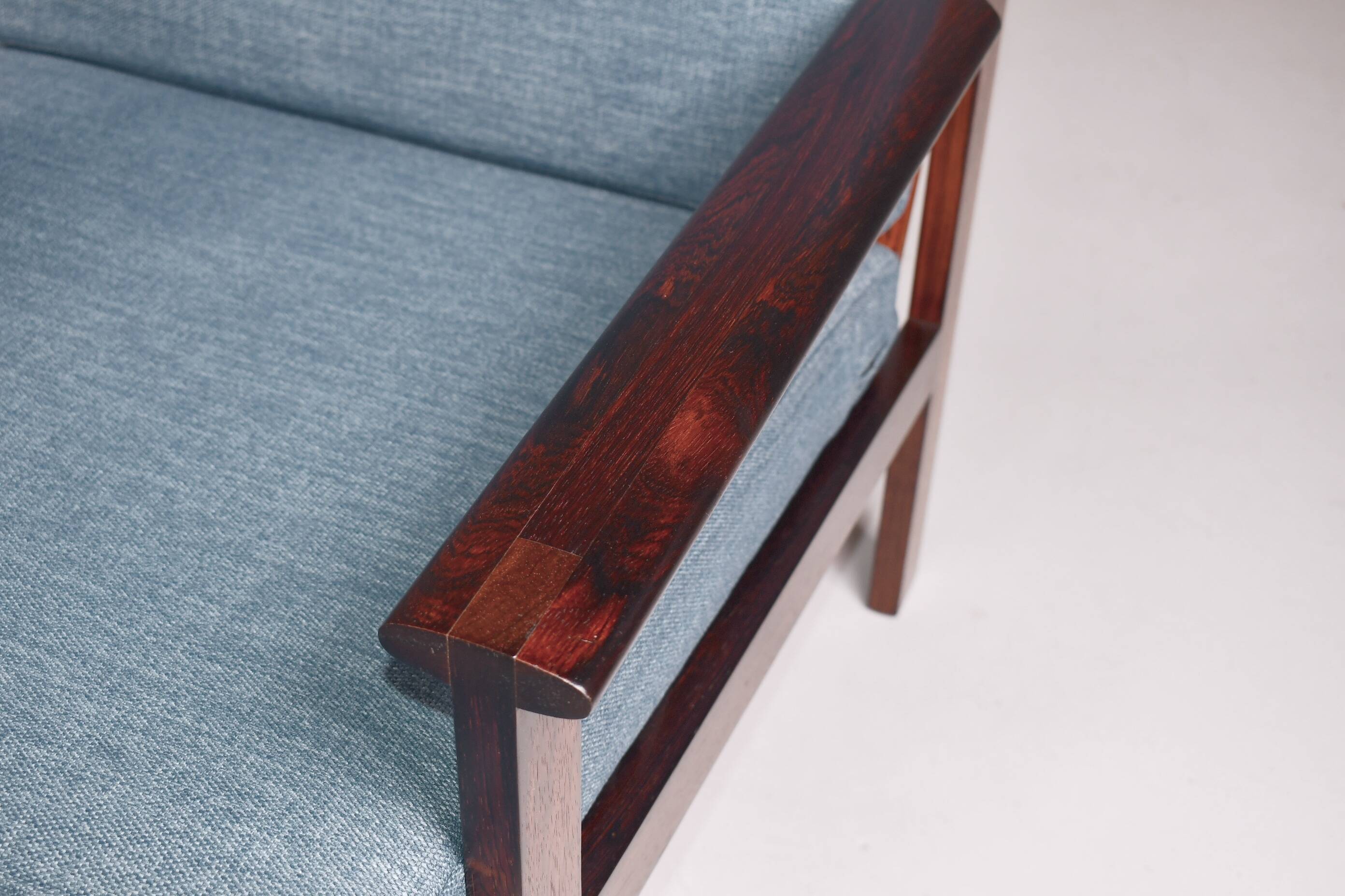 Fauteuil Capella par Illum Wikkelso pour Niels Eilersen. 1959.