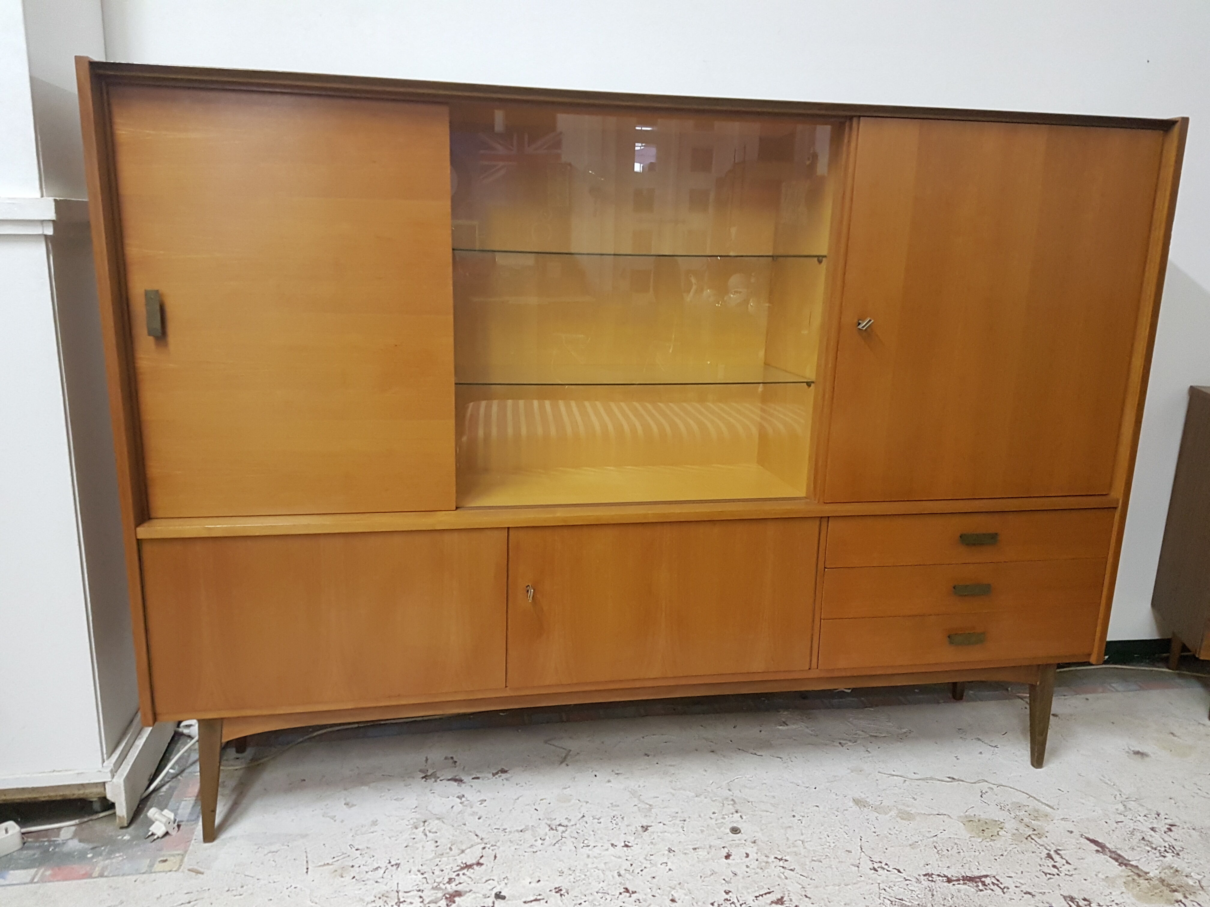 Buffet of the 1960s
