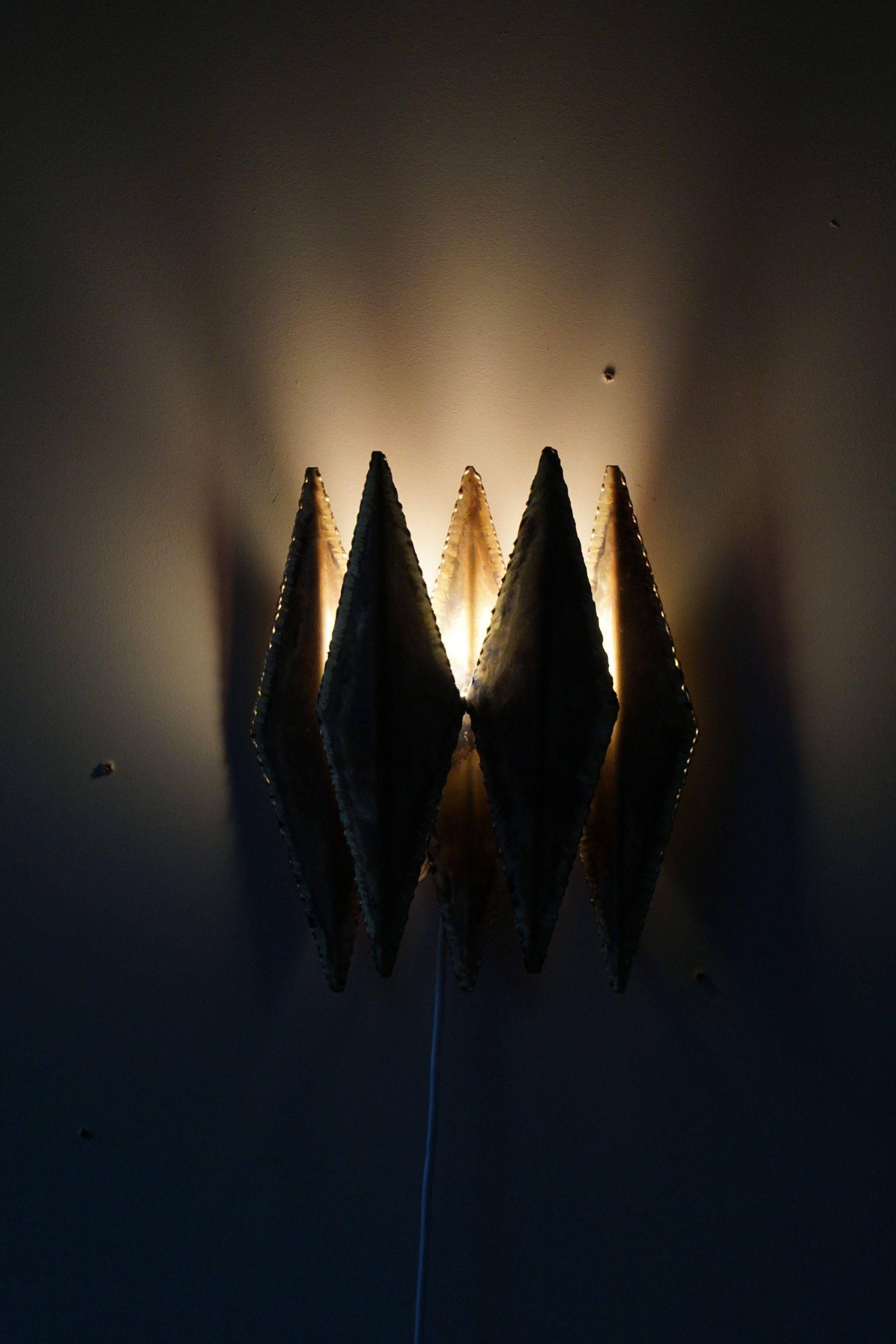 Brutalist wall lamp in brass by Svend Aage Holm Sørensen, 1960s.