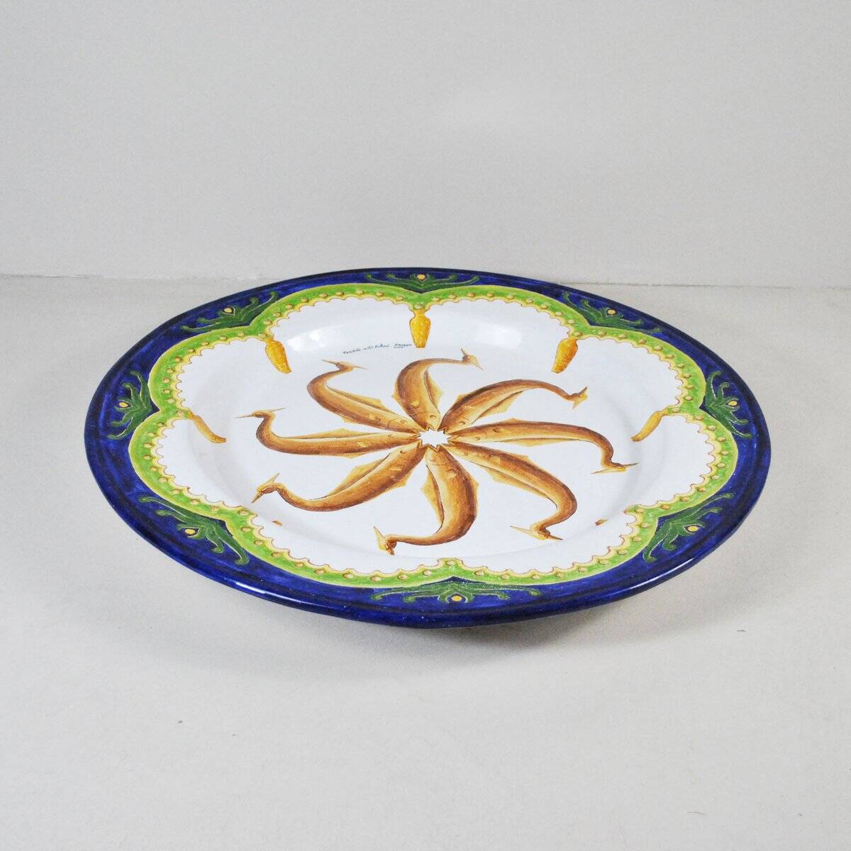 Decorative plate by Tarshito, 2004