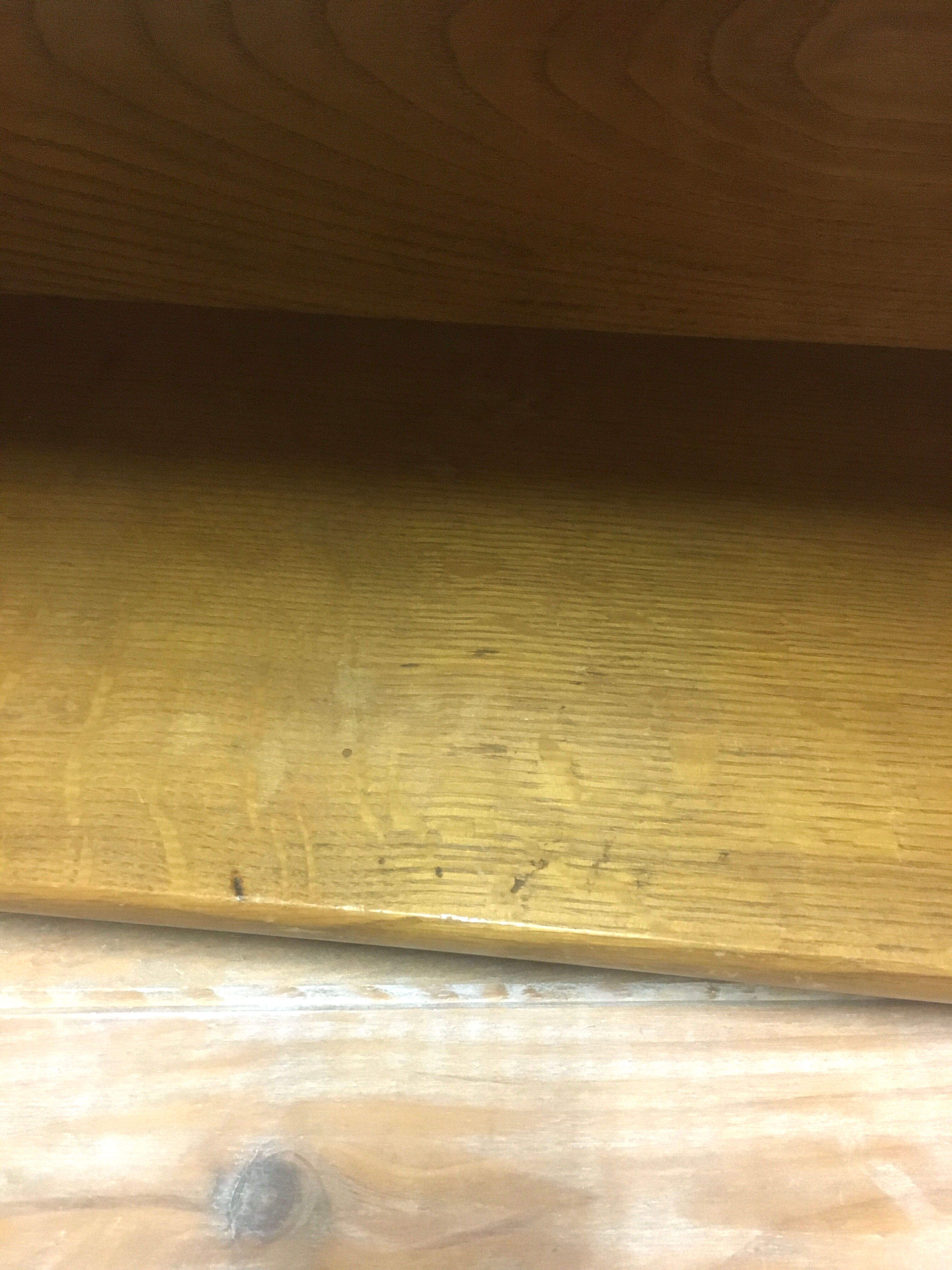 Etagère murale en bois