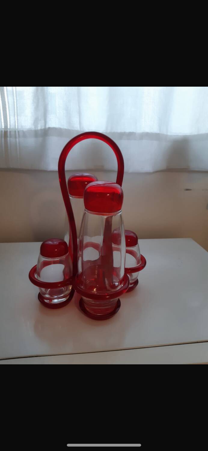 Guzzini oil/vinegar/salt/pepper set made in italy