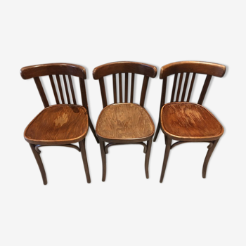 lot of 3 bistro chairs