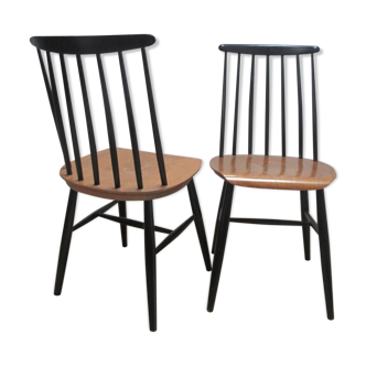 Pair of vintage 50s Tapiovaara chairs