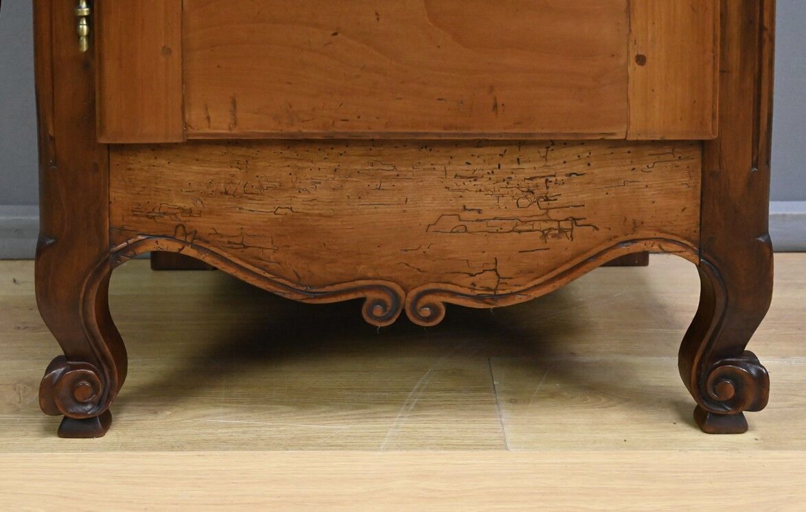 Standing man in cherry wood, Louis XV style – late 19th century