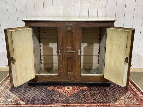 Glacière début XXème en chêne et dessus marbre