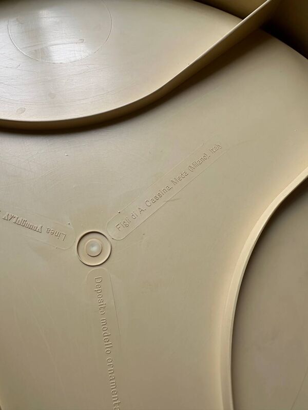 Table Merama par Gianfranco Frattini pour  Cassina