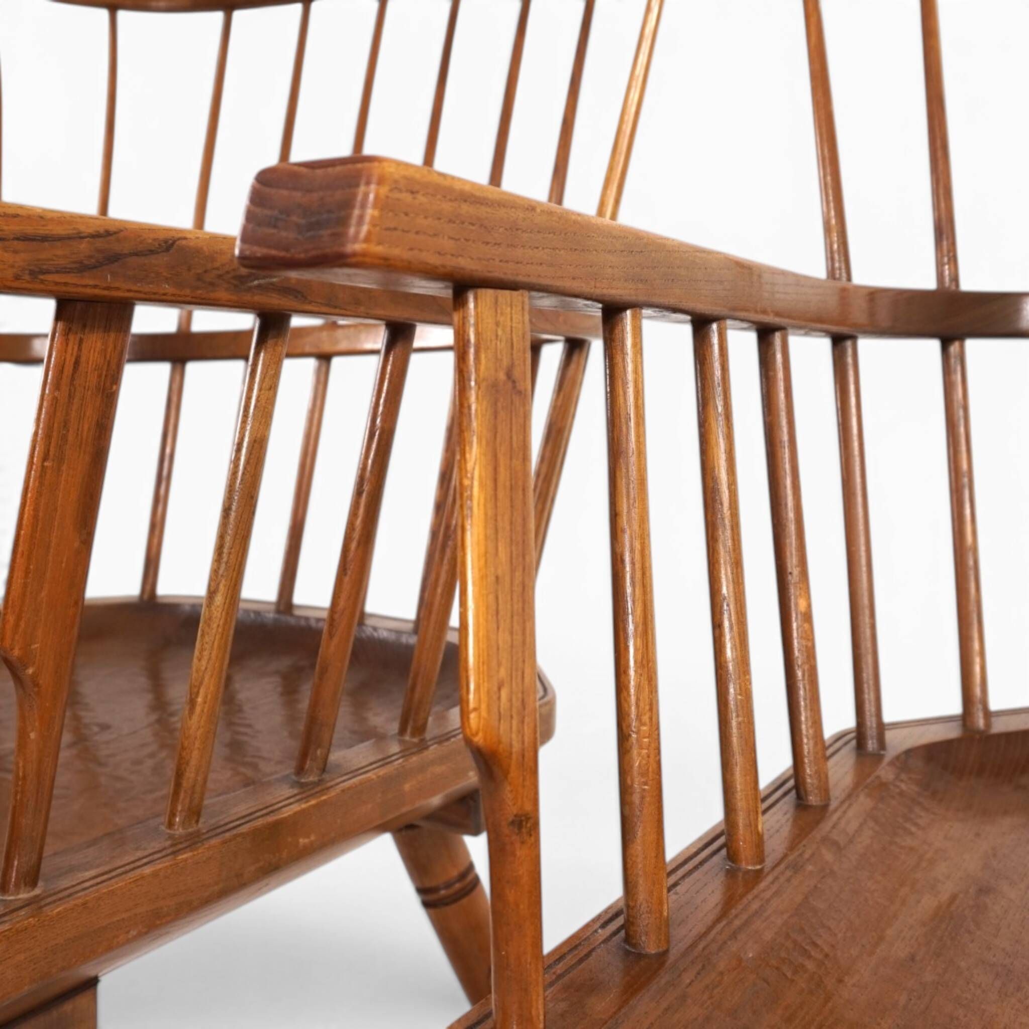 Paire de fauteuils lounge Windsor faits à la main, Angleterre, vers 1960