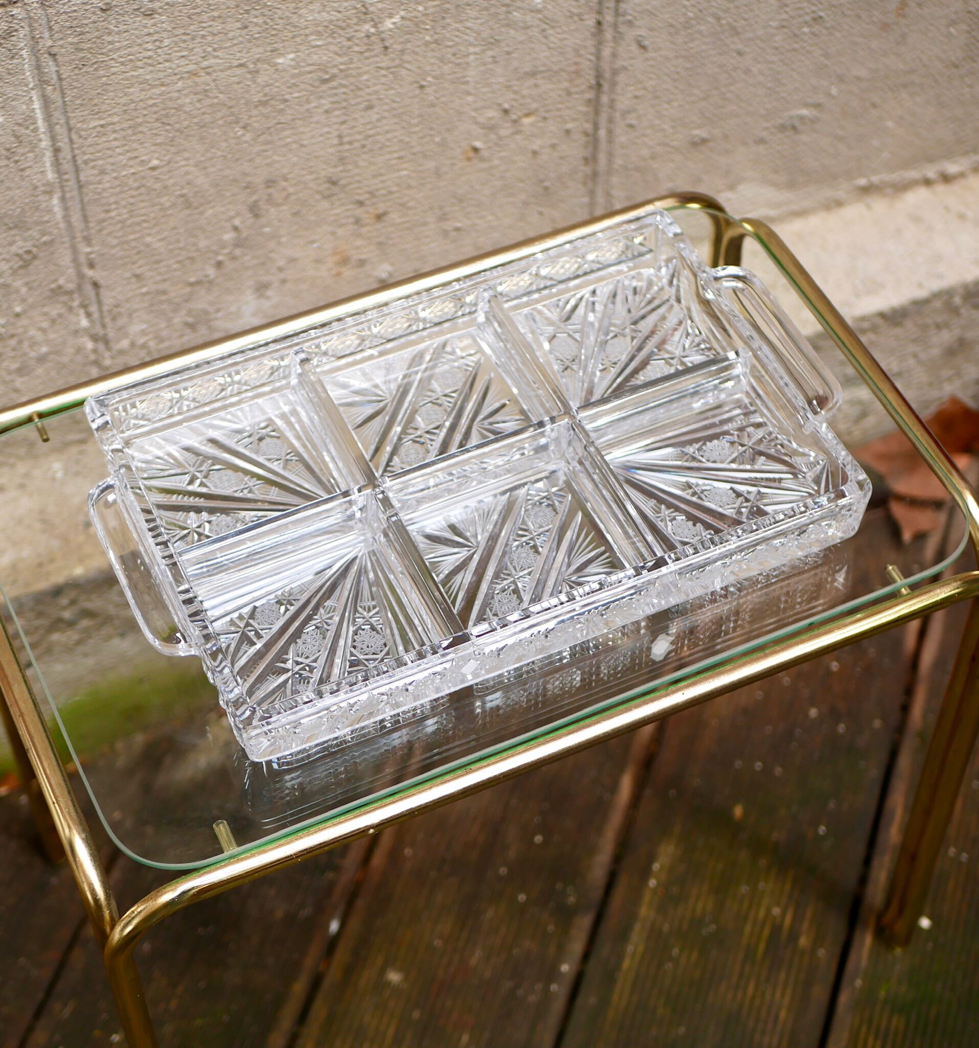 Crystal aperitif dish