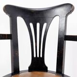 Chaise de paquebot en chêne teinté noir du 19e siècle