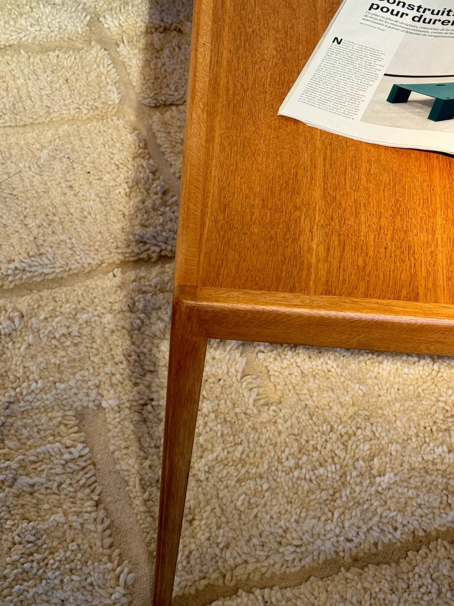 Vintage Scandinavian coffee table in golden oak "Evie"