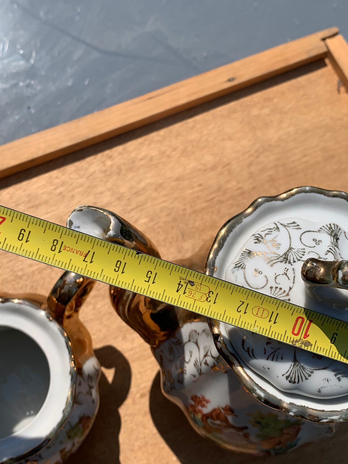 Tea set Italian porcelain gold color