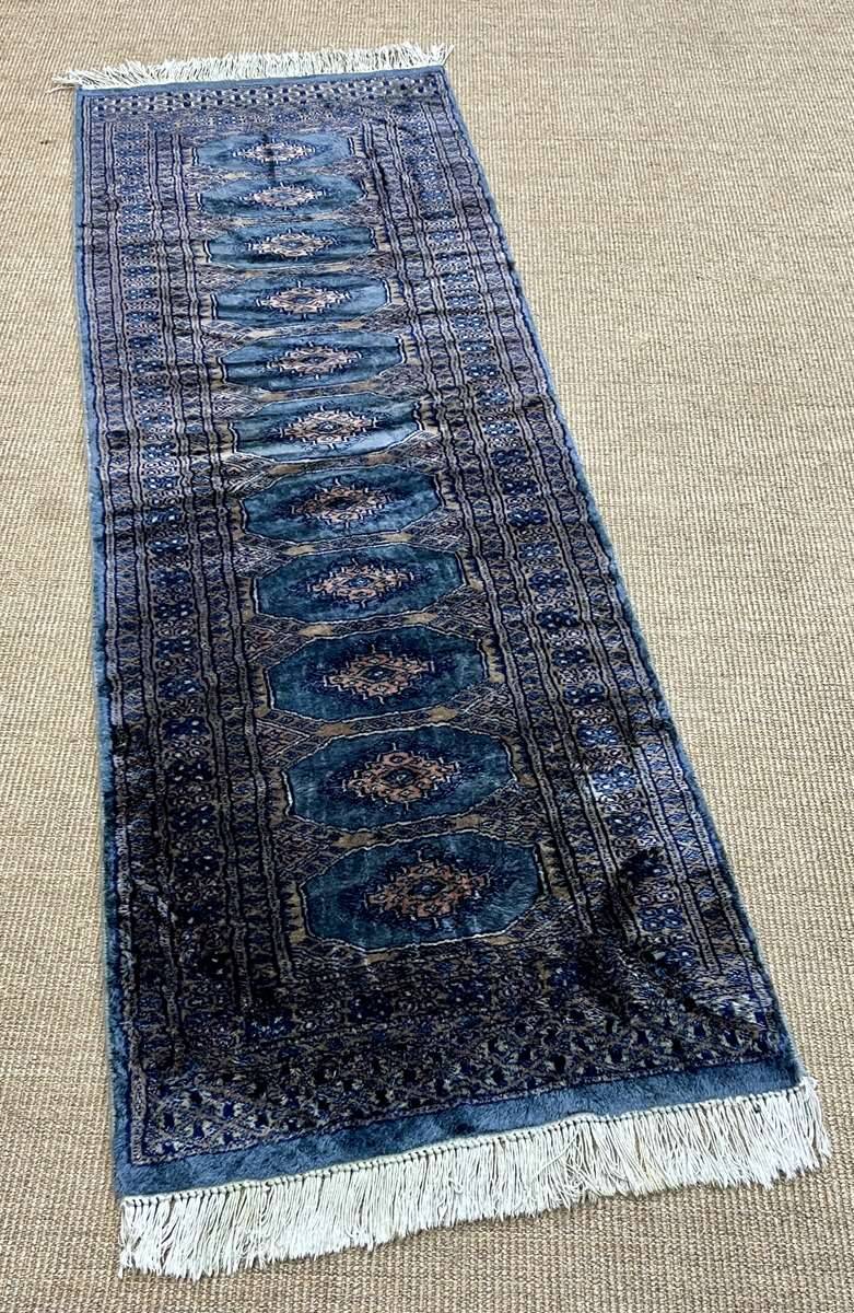 Pakistani handmade wool and silk rug - 1m85x63cm