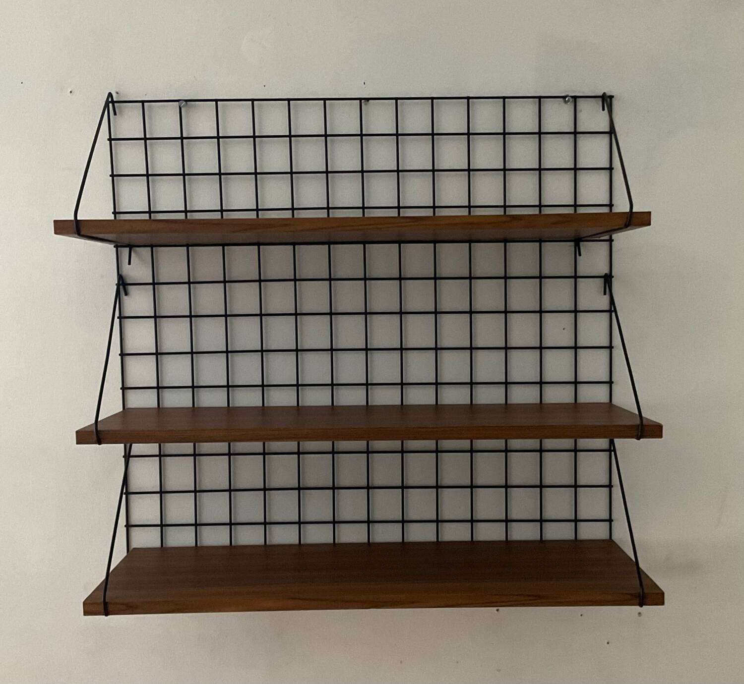 Meca shelf by Pierre Guariche for Meurop 1960s