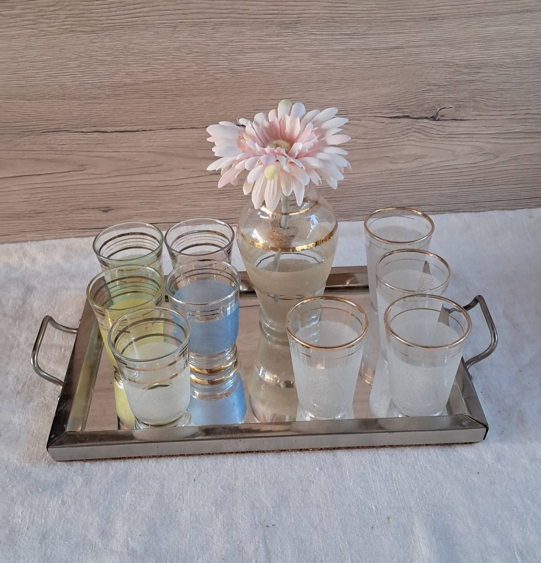 Vintage liqueur service from the 50s/60s — Decanter, 9 pastel glasses & tray