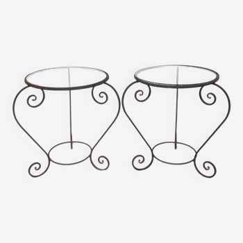 Paire De Petites Tables d’Appoint Rondes En Fer Forgé Avec Dessus En Verre