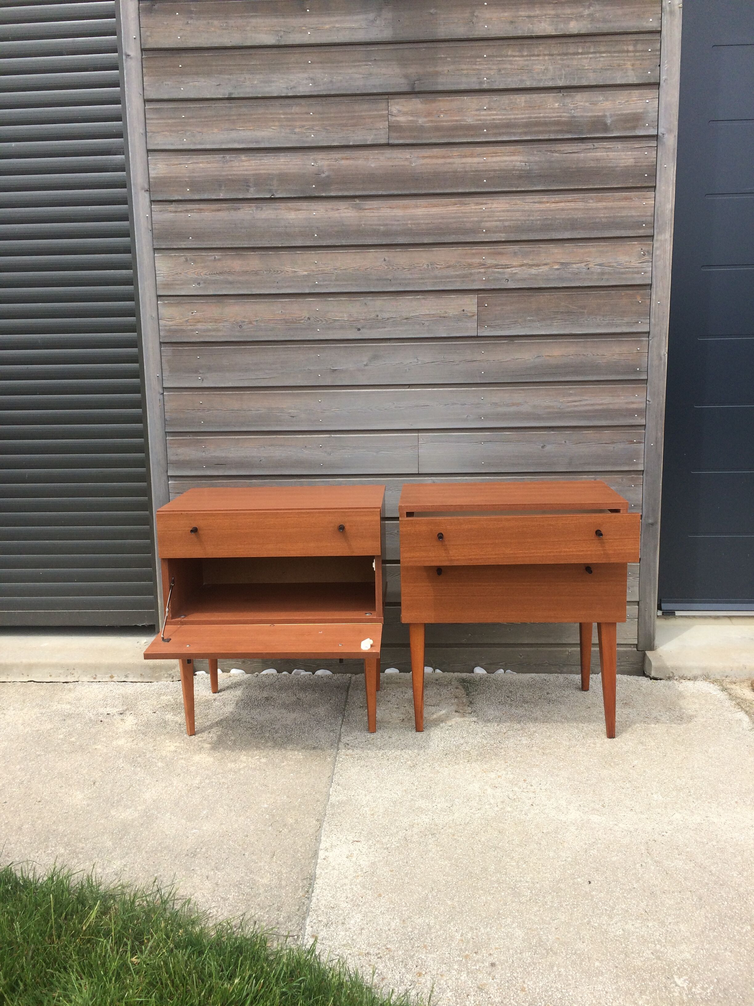 Pair of nightstands vintage of the 1950s