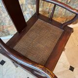 Lettered hat chair - Chinese antiquity