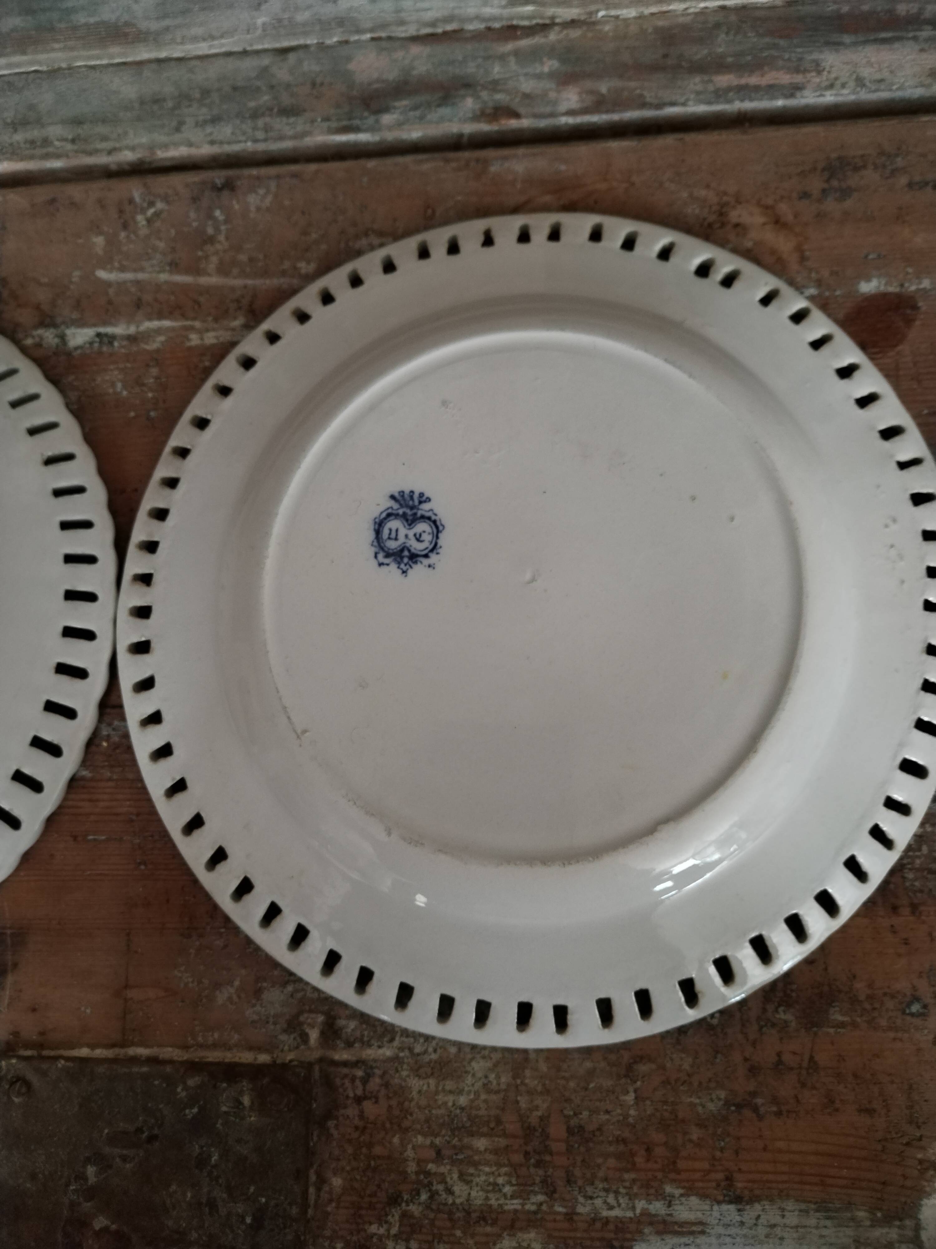 Scalloped white earthenware plate 18th
