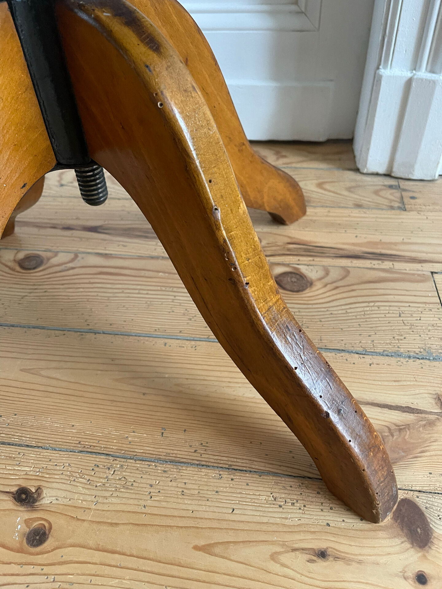 American office chair from the early 20th century.