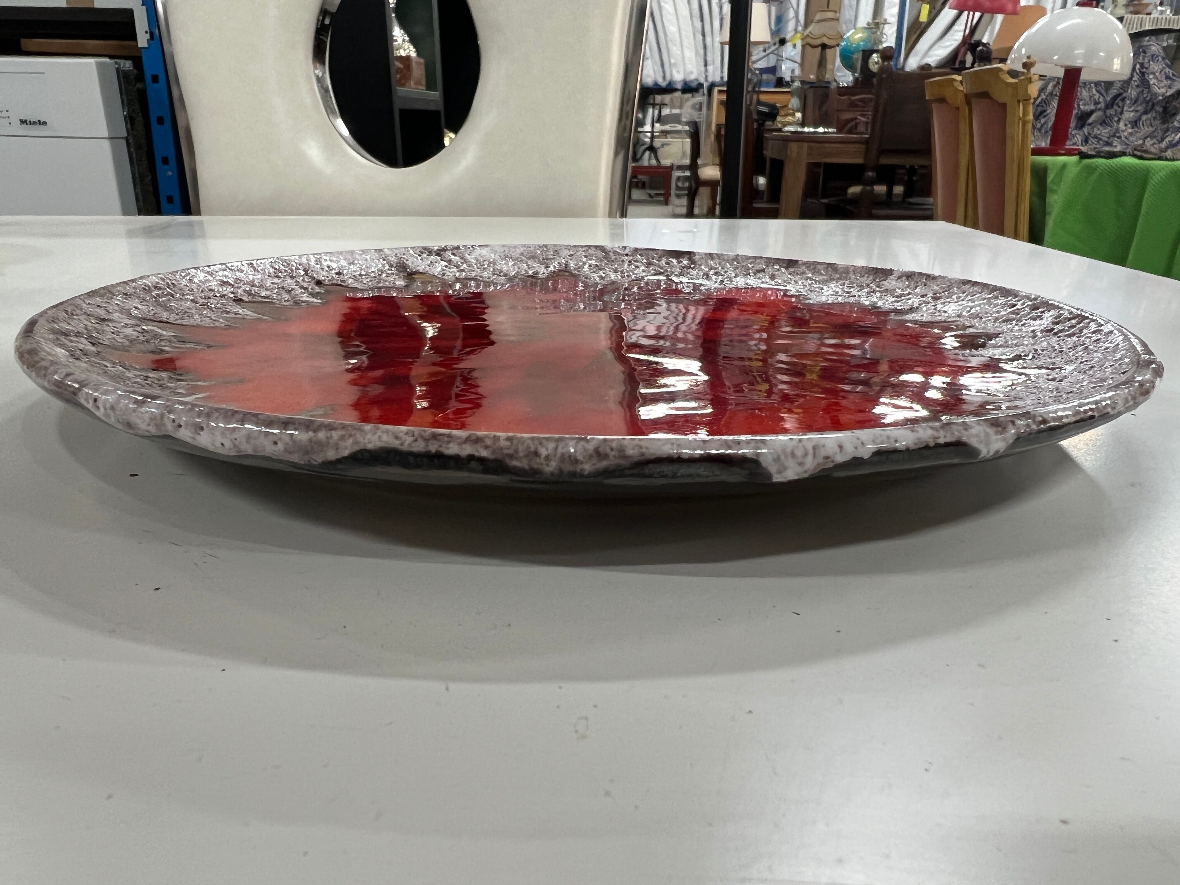 Artisanal plate for decoration