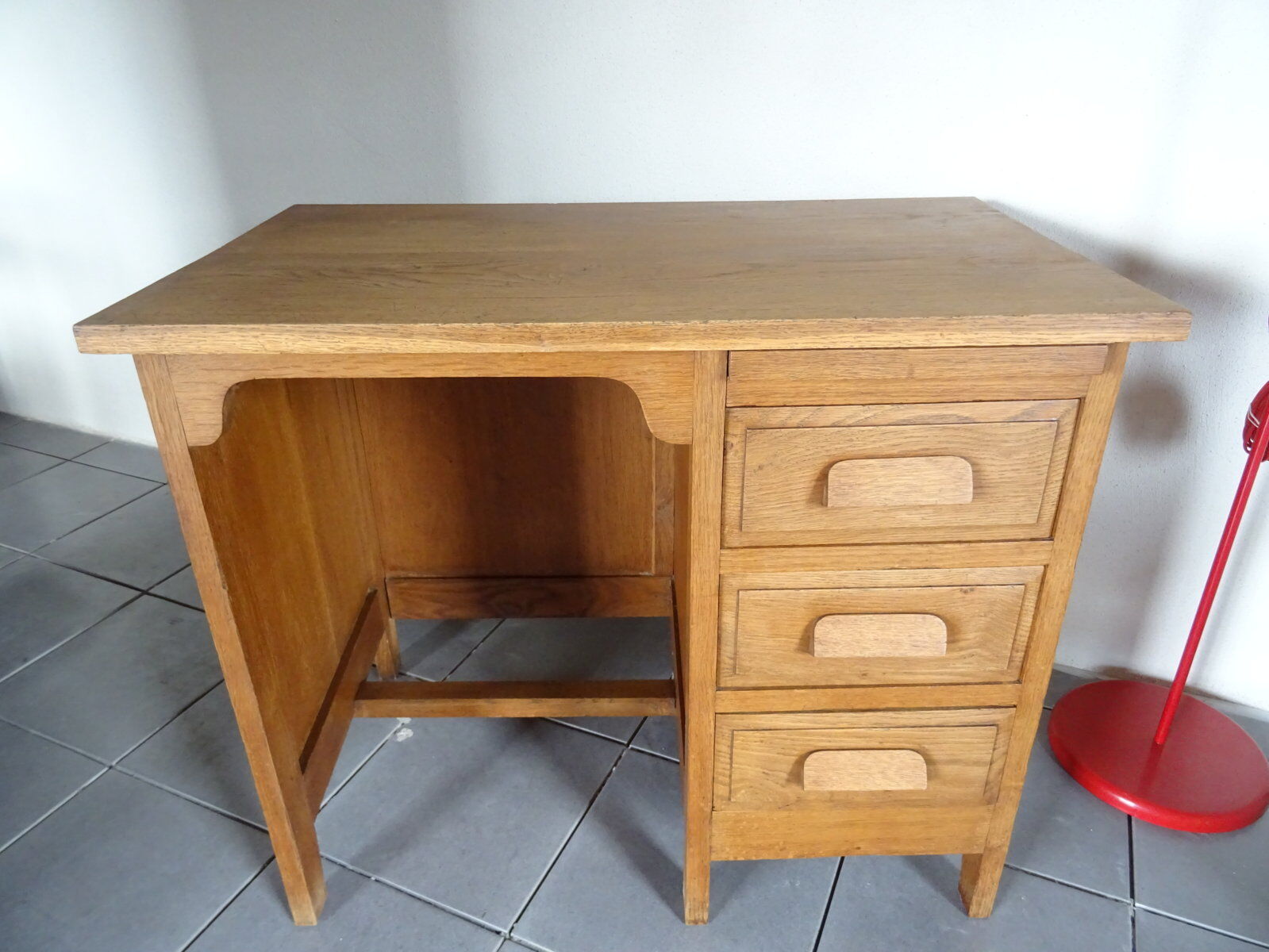Children's desk in solid oak