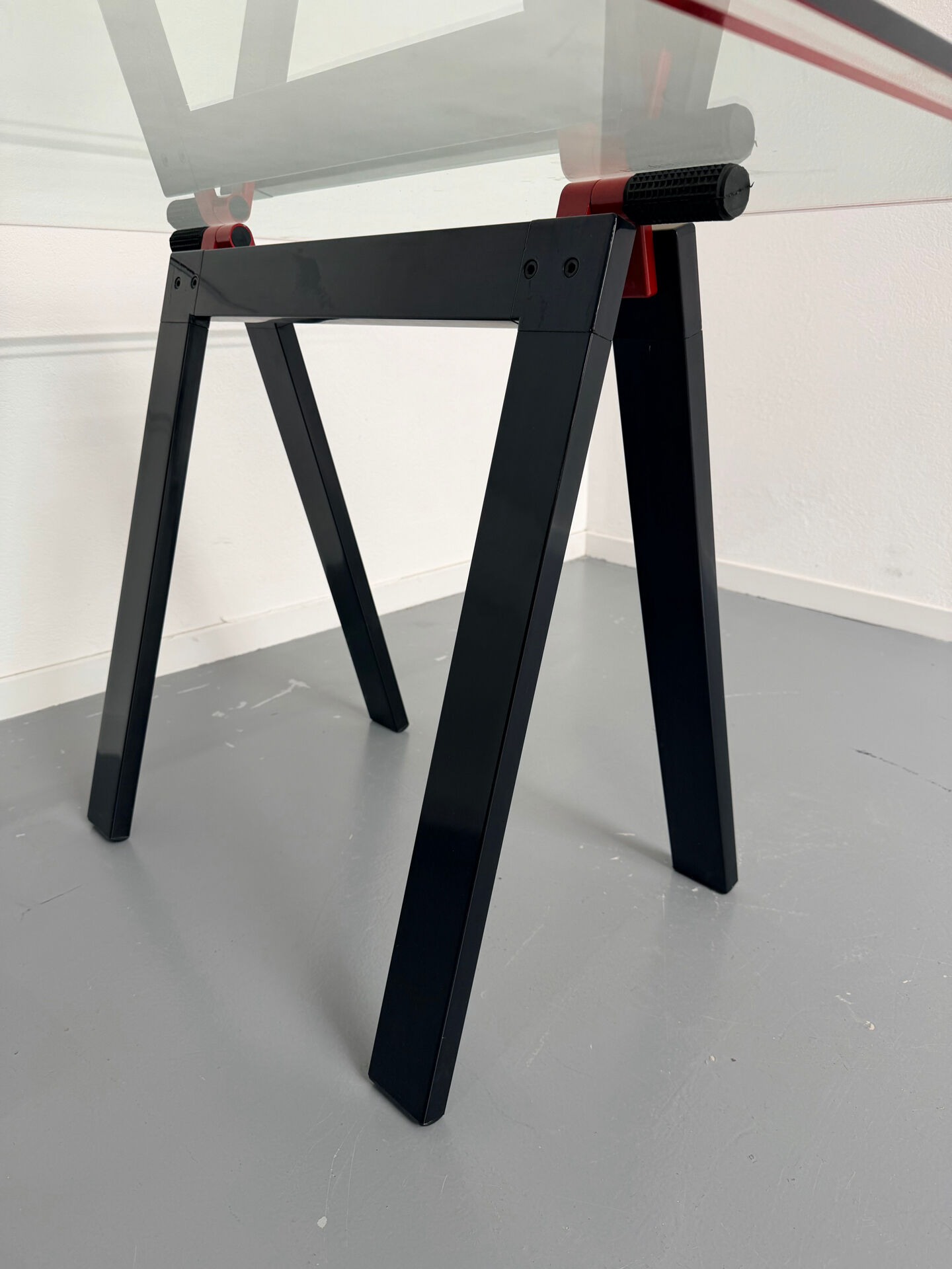 Table / Glass desk "Gaetano" design Gae Aulenti Zanotta 1970s