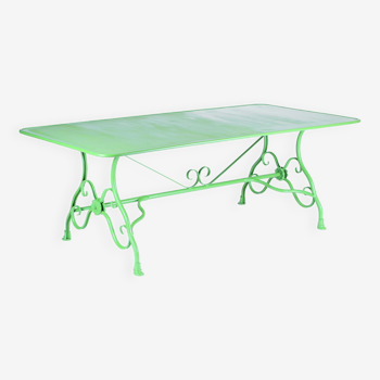 Arras Dining Table