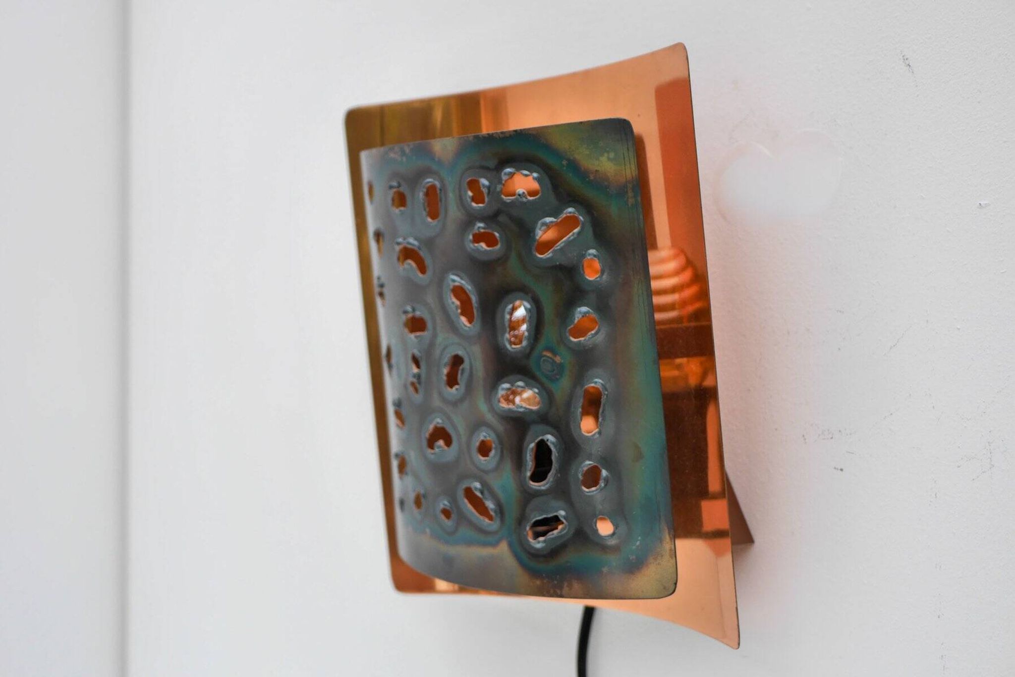 Vintage Brutalist copper wall sconce from Boréns, 1960s