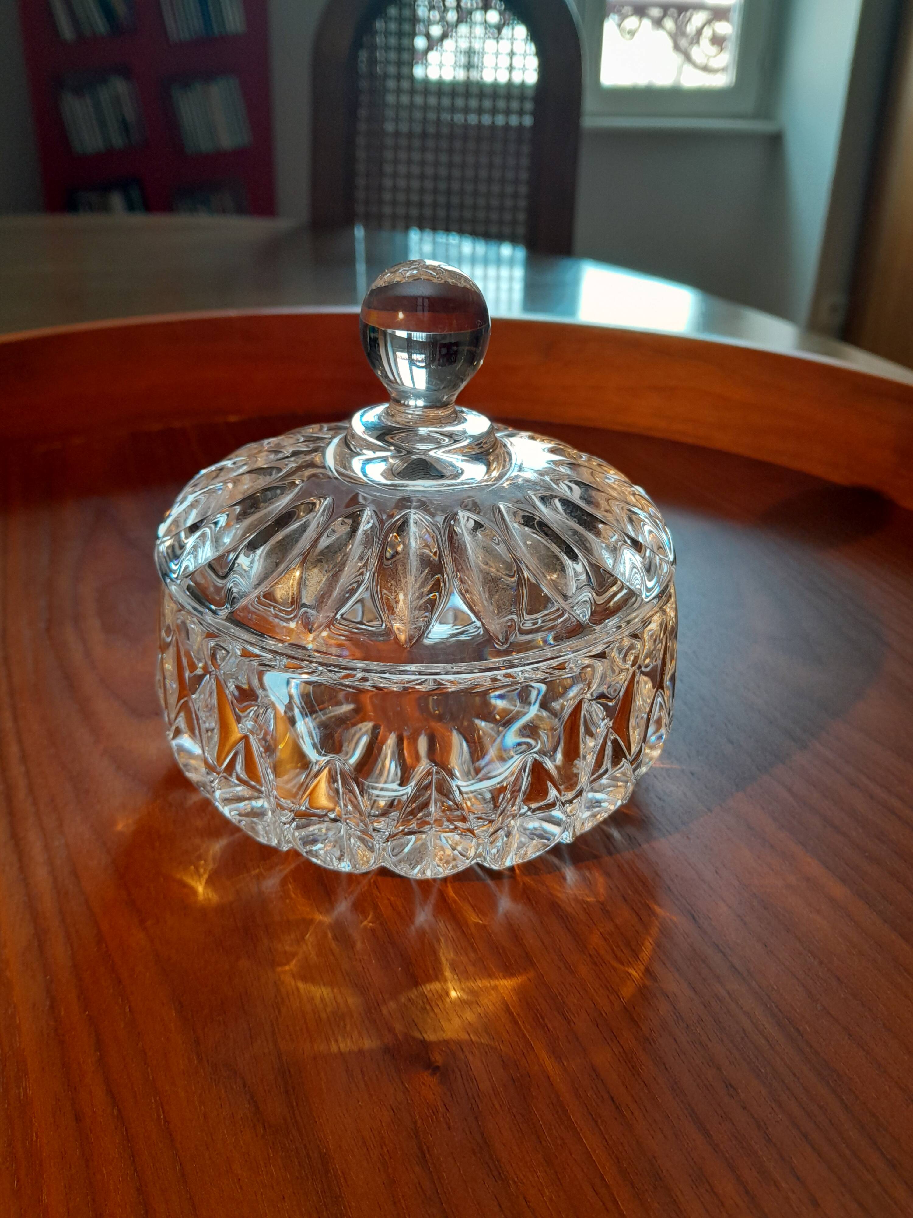 Sucrier ancien en cristal