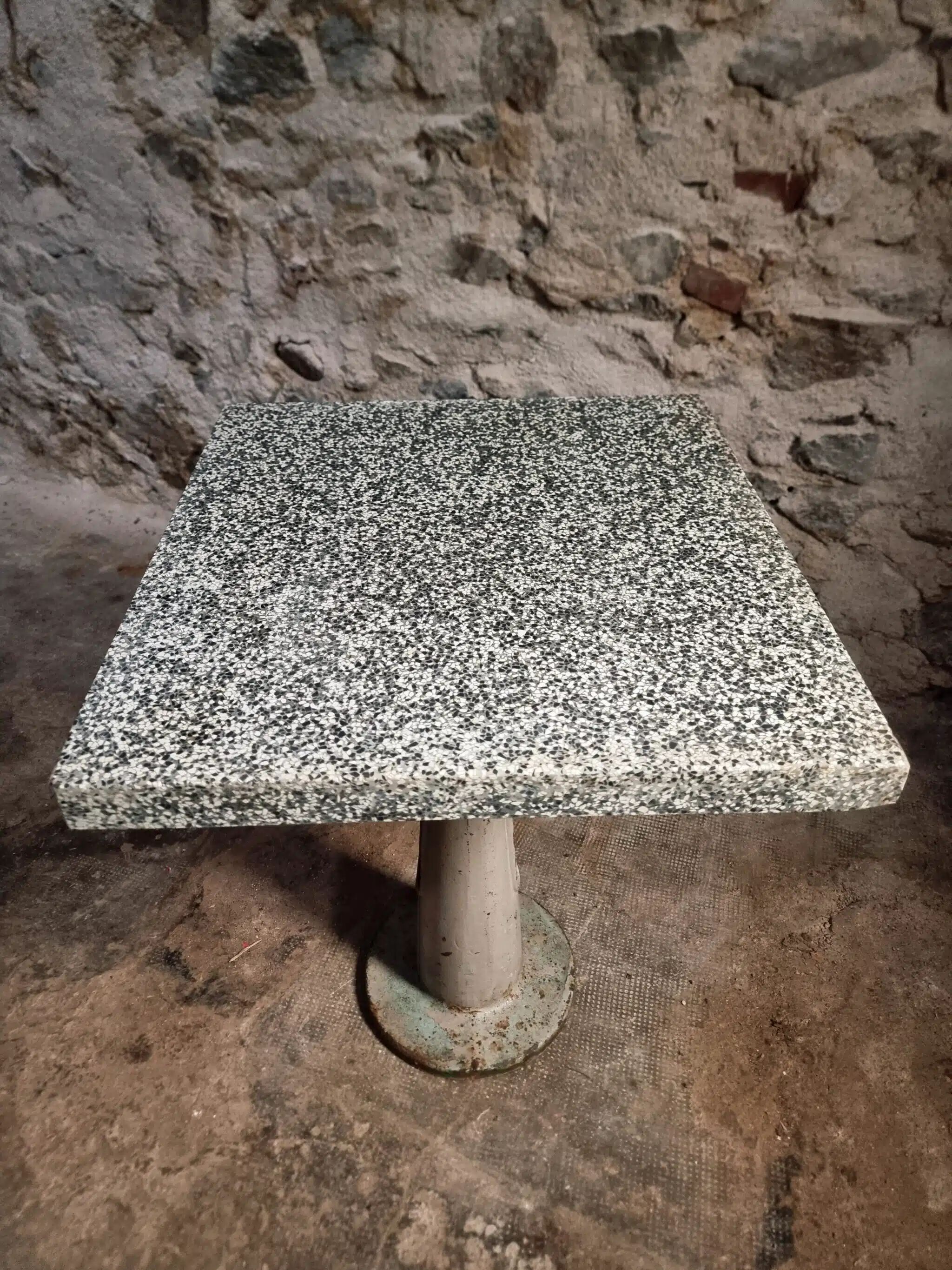 Table de bistrot de jardin industrielle avec plateau en terrazzo, France, milieu du XXe siècle