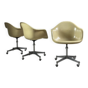 Fauteuil en fibre de verre par Charles Eames pour Herman Miller, 1960