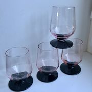 Set of 4 glasses with pink feet and black feet Art Deco 30s