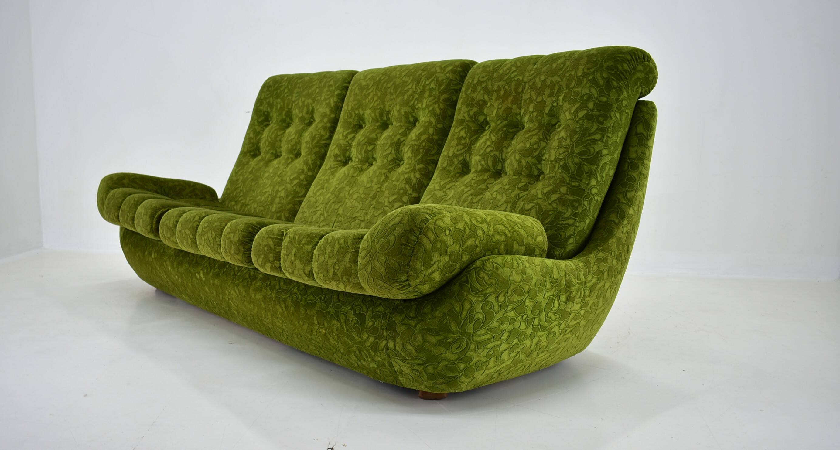 Big Design Three-Seat Sofa Atlantis,Czechoslovakia 1970s