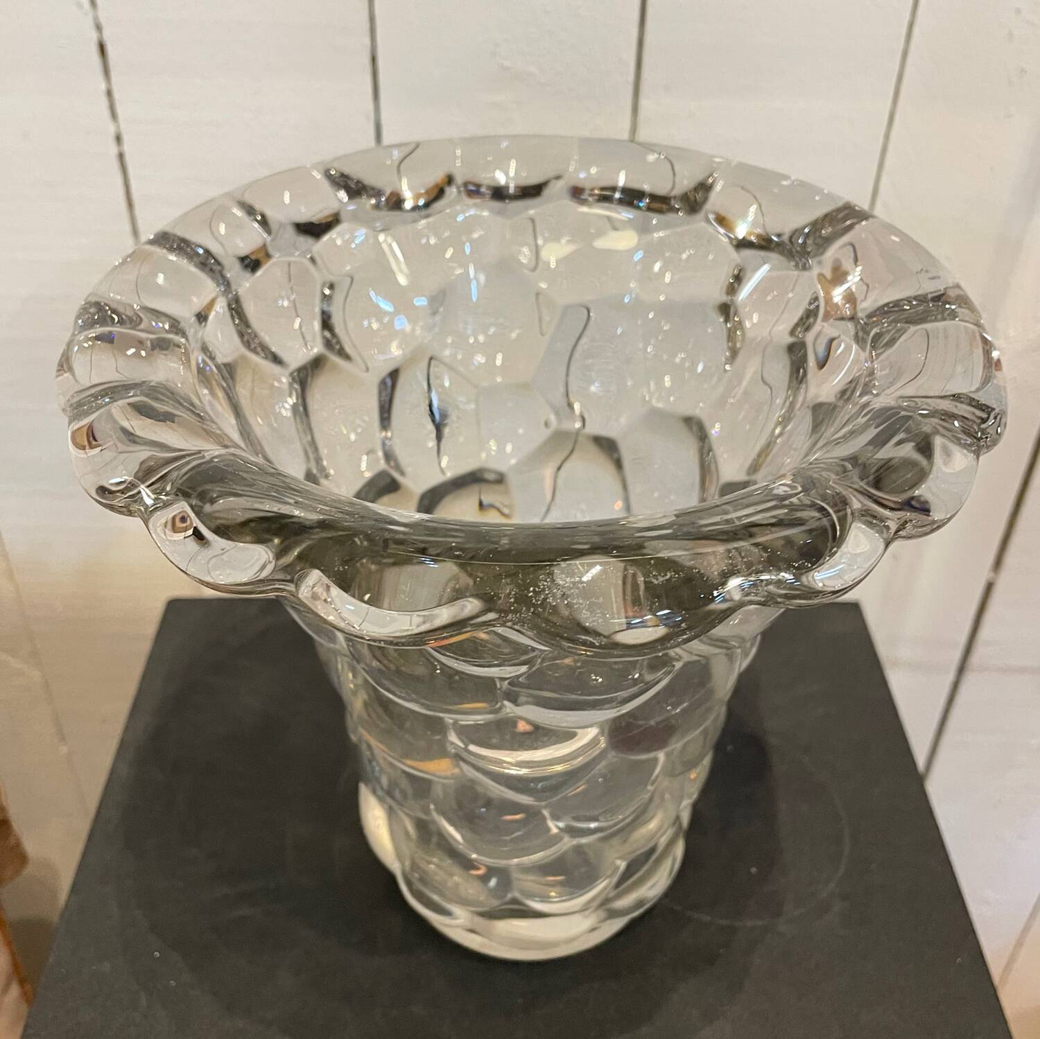 Crystal vase by Pierre D'Avesn