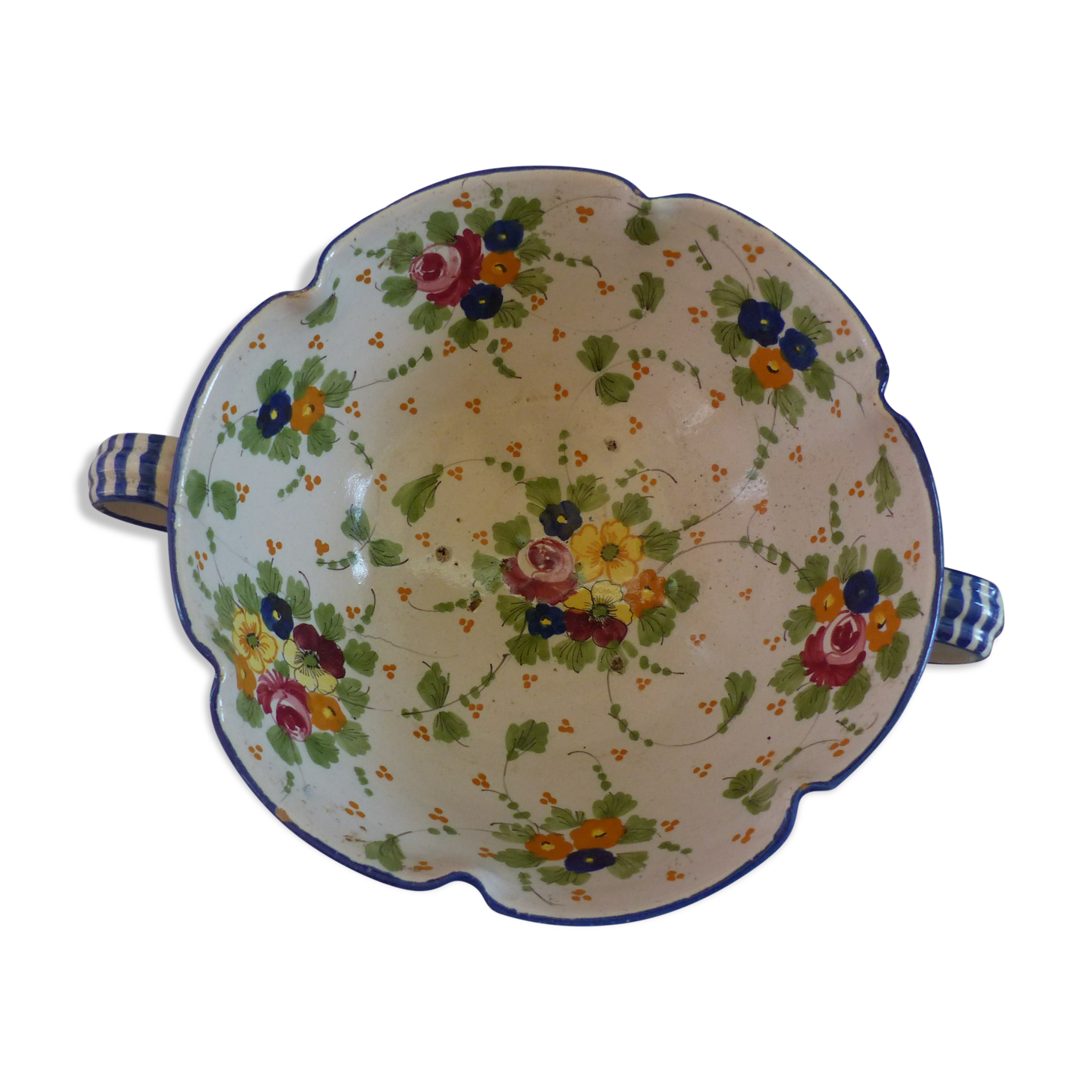 Salad bowl or fruit cup