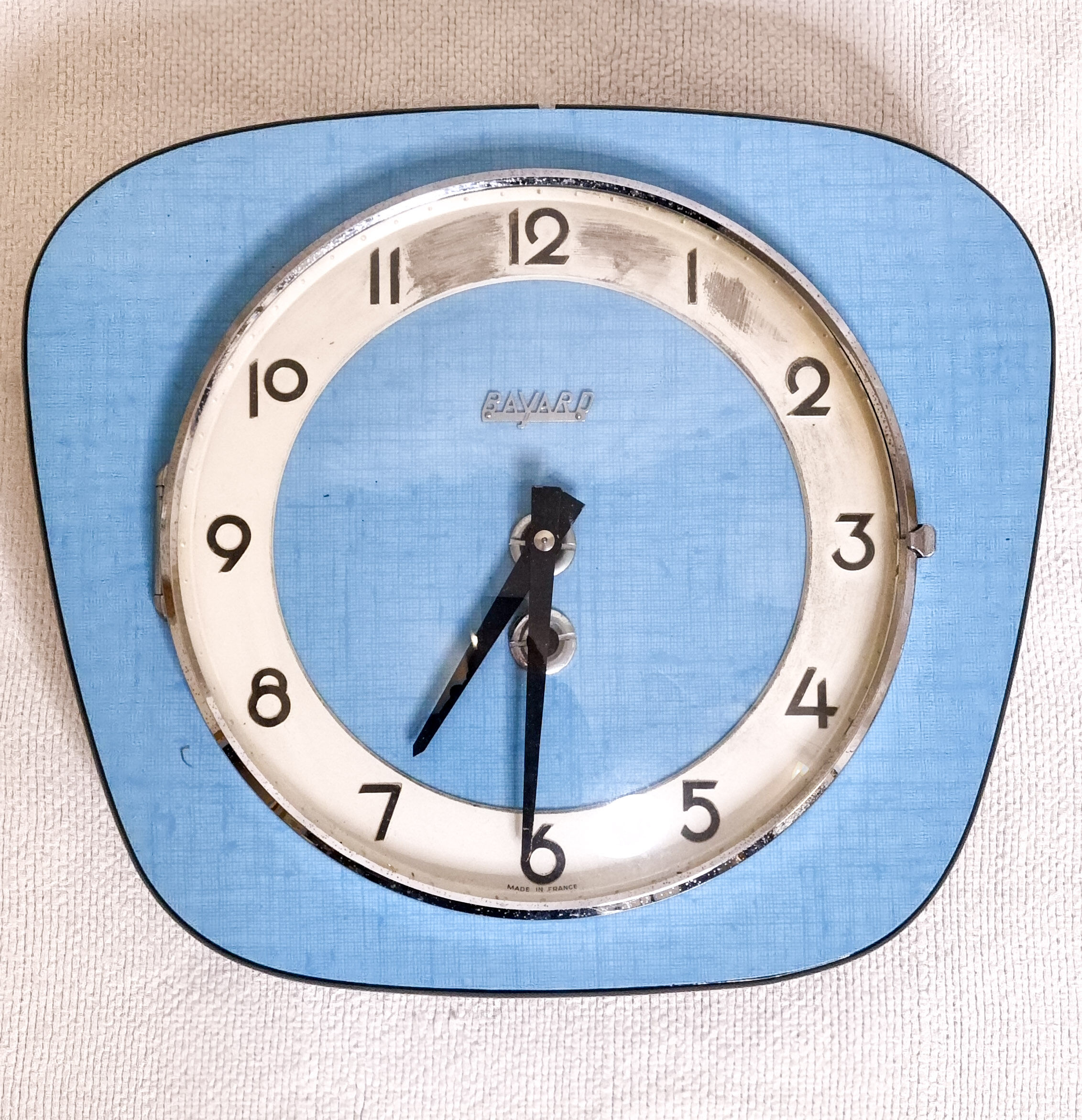 Bayard formica clock