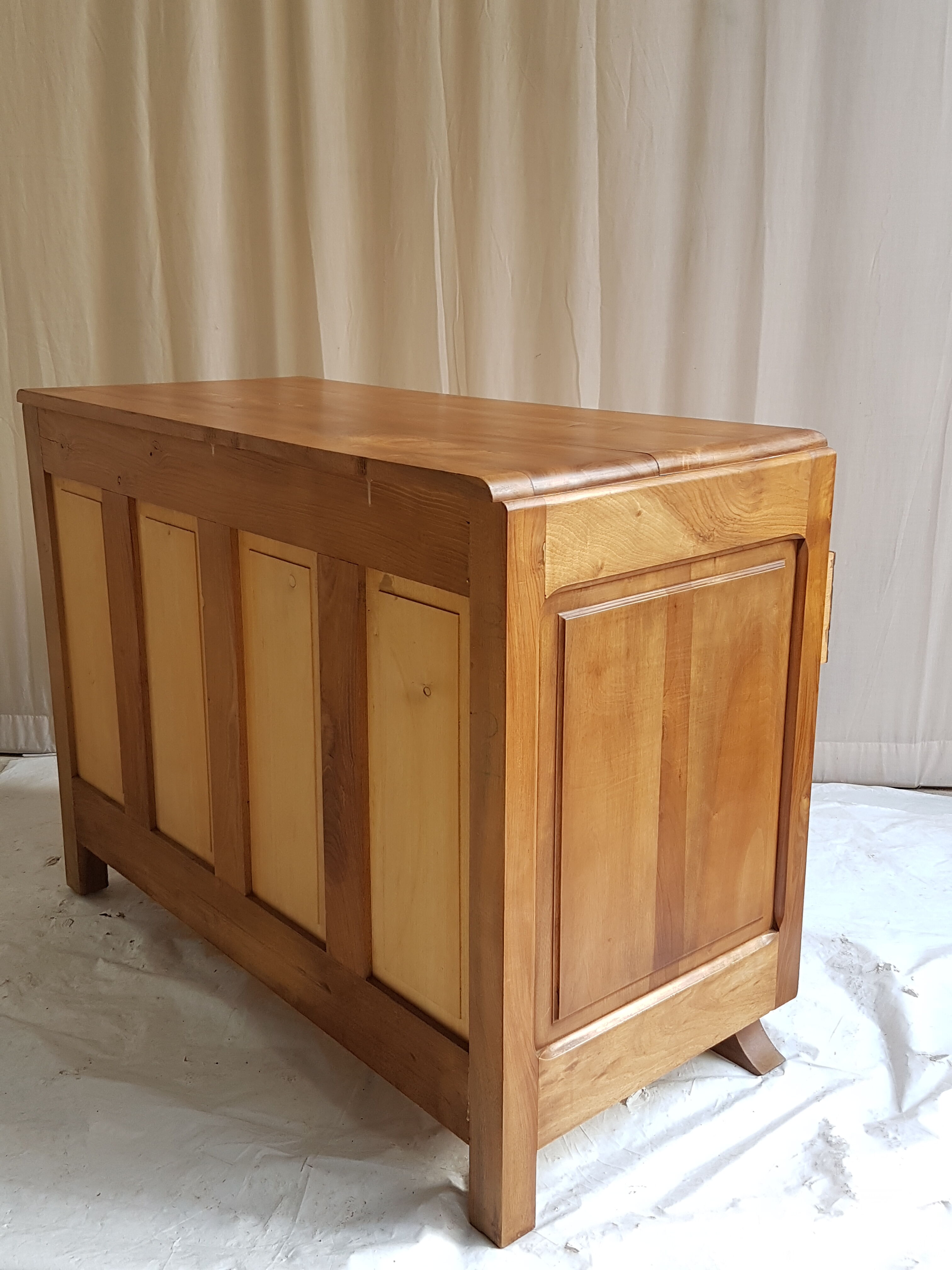 Vintage chest of drawers 50 years