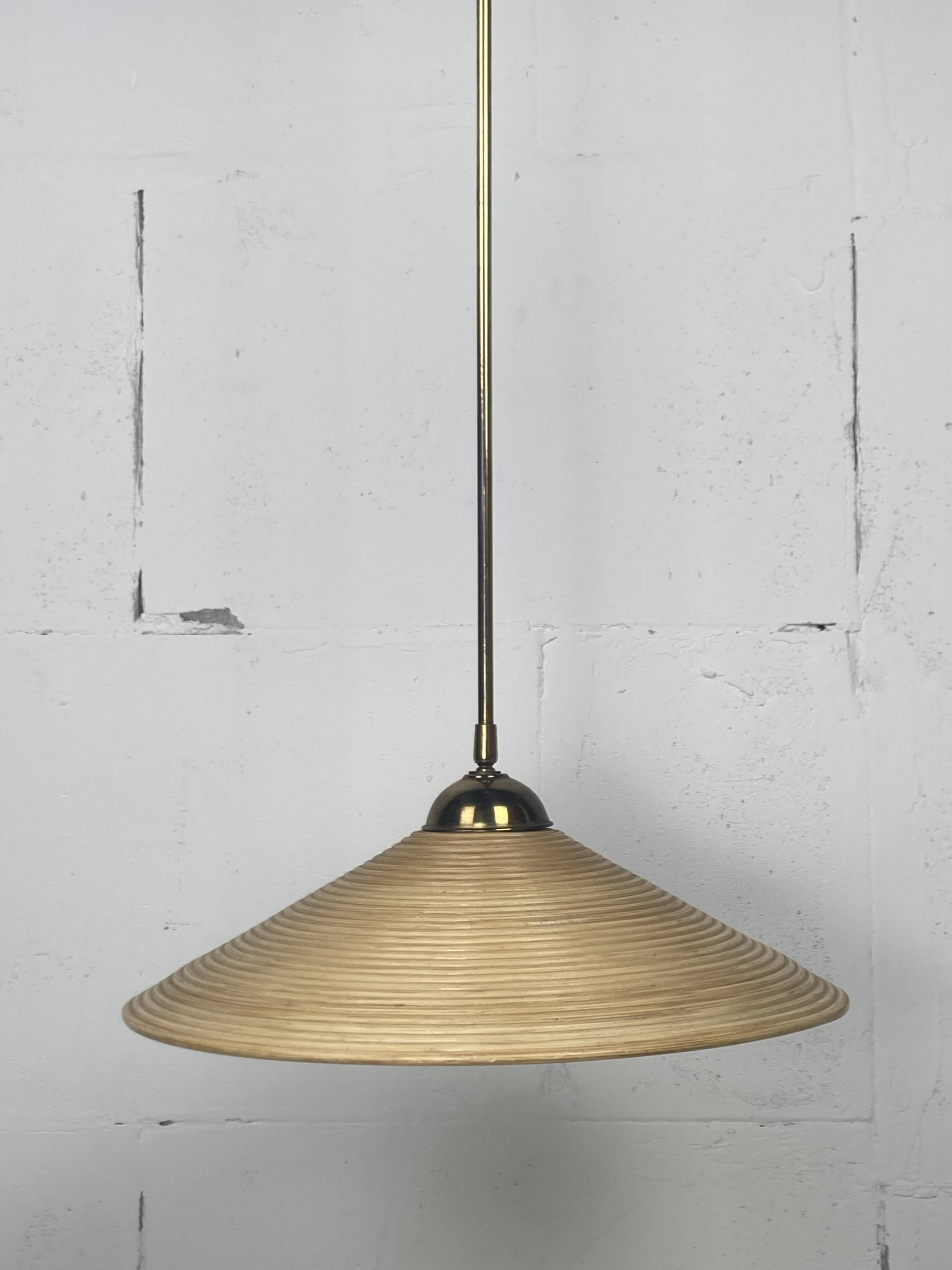 Telescopic brass and pencil reed rattan bamboo hanging pendant lamp, Italy 1970s
